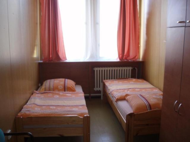 Hostel Monty Říčany Kültér fotó